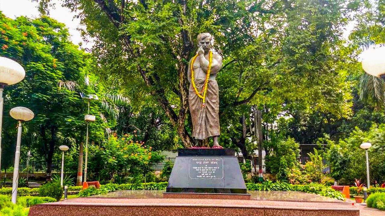 Chandrashekhar Azad Park Prayagraj